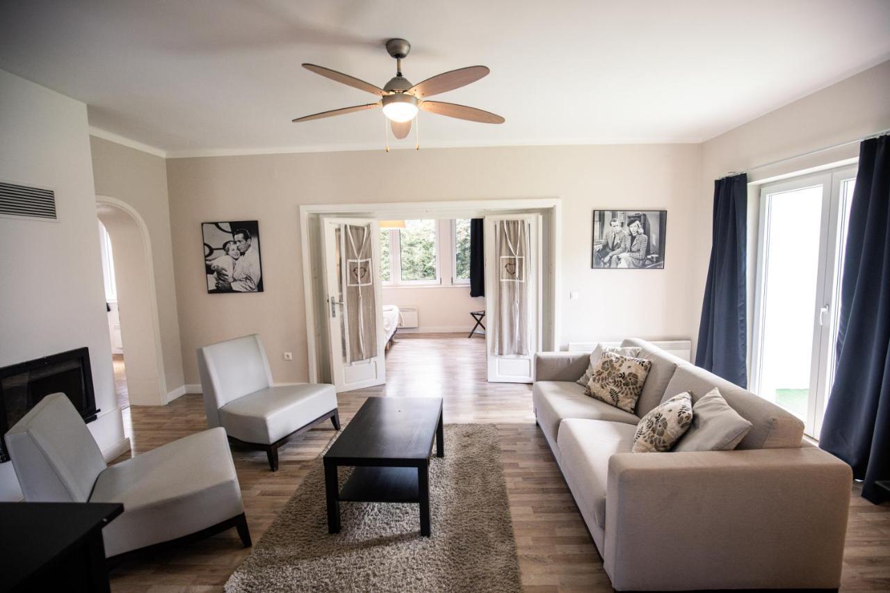 Manor Apartments, تشوباك المظهر الخارجي الصورة