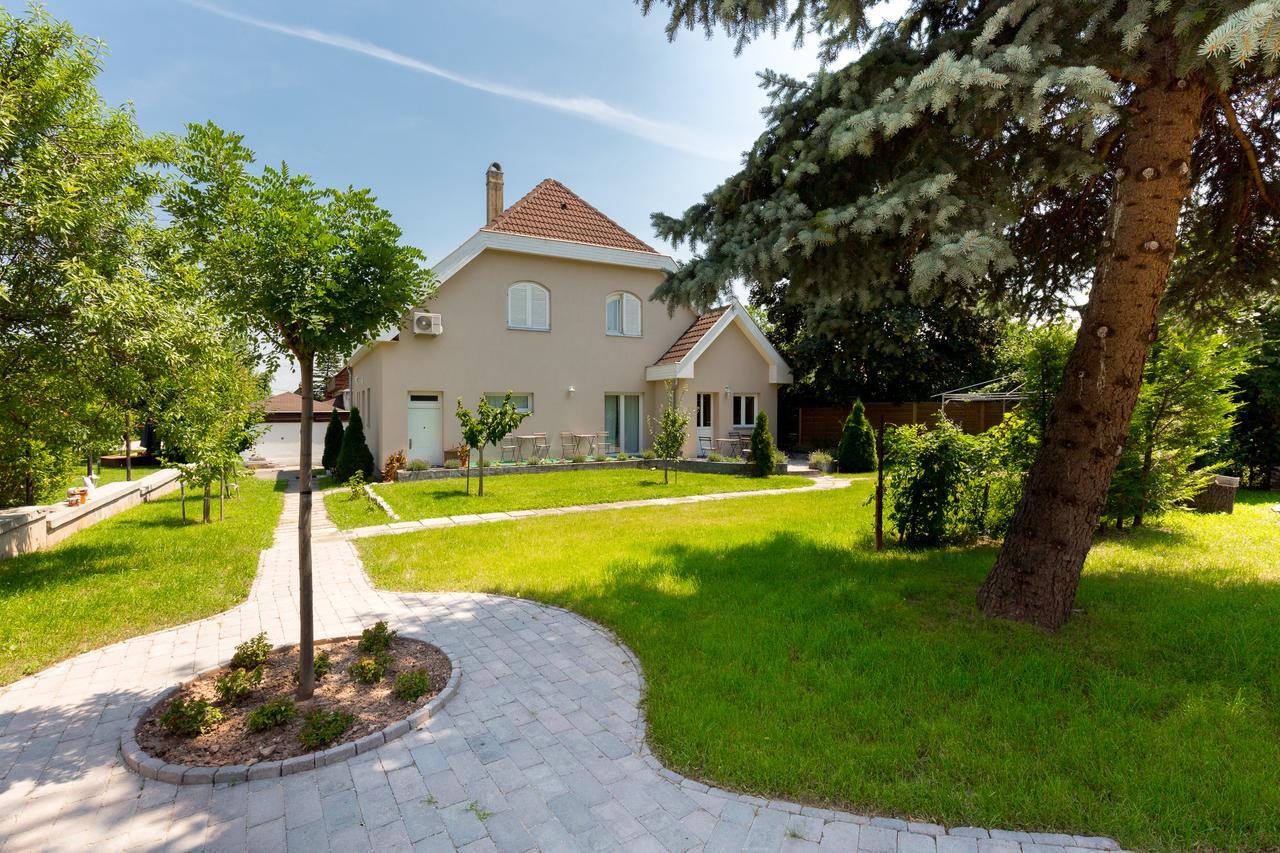 Manor Apartments, تشوباك المظهر الخارجي الصورة